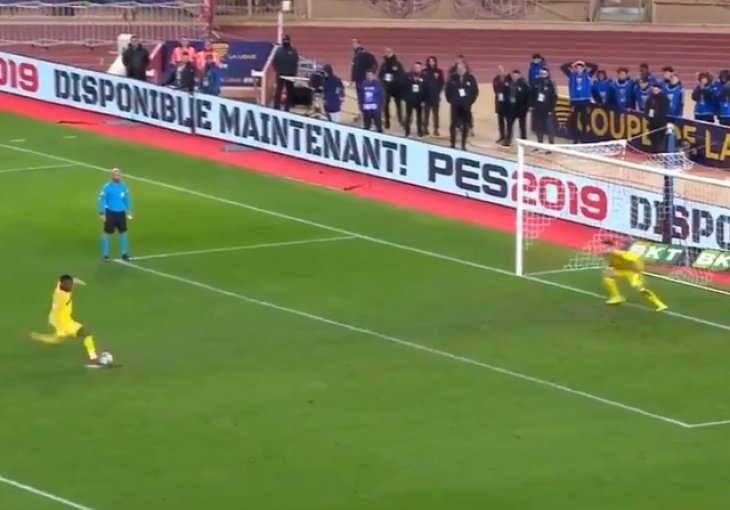 Dvadesetogodišnjak postao neočekivani heroj – skinuo tri i zabio penal za prolaz u polufinale Liga kupa