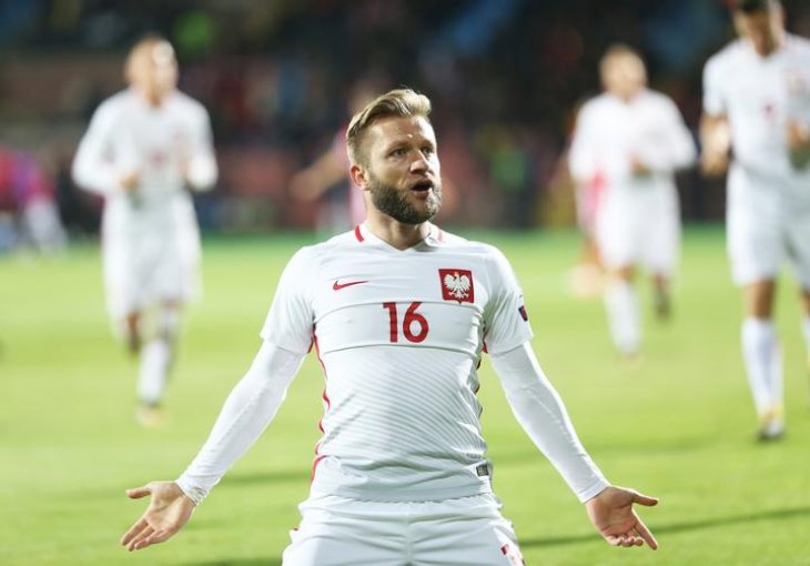TO SE ZOVE LJUBAV PREMA KLUBU: Jakub Blaszczykowski odlučio da se vrati u Wislu i igra BESPLATNO, ali kao da to nije bilo dovoljno, nego je uradio još jednu stvar koja je ODUŠEVILA FUDBALSKI SVIJET!