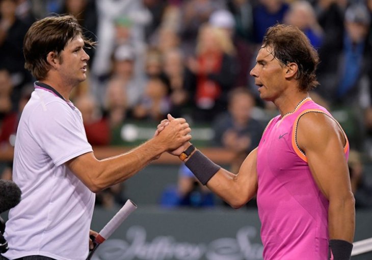 Nadal prepustio samo dva gema, Vavrinka se namučio