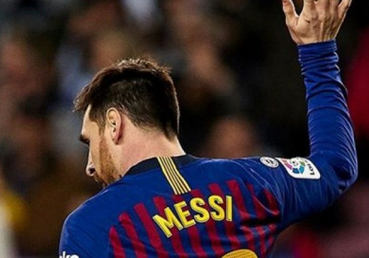 I ZBOG OVOGA JE NAJBOLJI IKADA Još jednom oduševio planetu: Messi je krenuo u prepoznatljive driblinge, a onda...