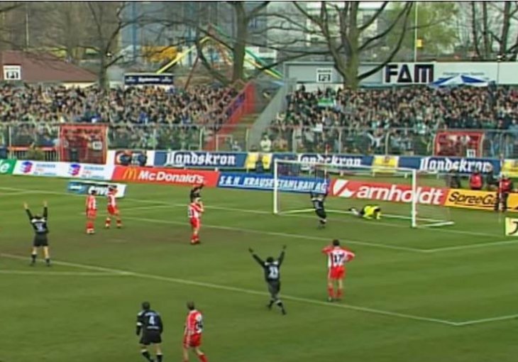 Dan kada se cijeli fudbalski svijet plakao od smijeha Bosancu (VIDEO)