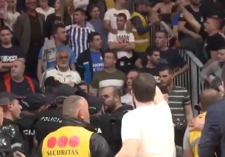 SKANDAL U MORAČI: Sin ministra policije Crne Gore šetao po terenu i PLJUVAO košarkaše Crvene zvezde! Niko ga nije zaustavio! (VIDEO)