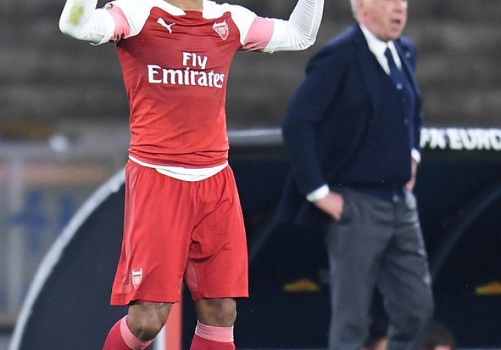 Arsenal slavio u Napulju i drugu godinu zaredom se plasirao u polufinale Lige Evrope