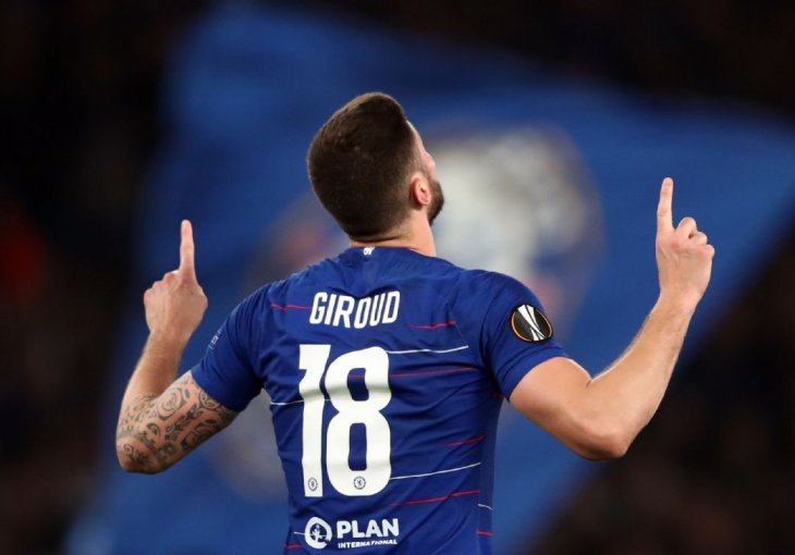 NEKADAŠNJI MILJENIK NAVIJAČA ARSENALA ZATRESAO MREŽU: Olivier Giroud doveo Chelsea u vodstvo, tribine eksplodirale !