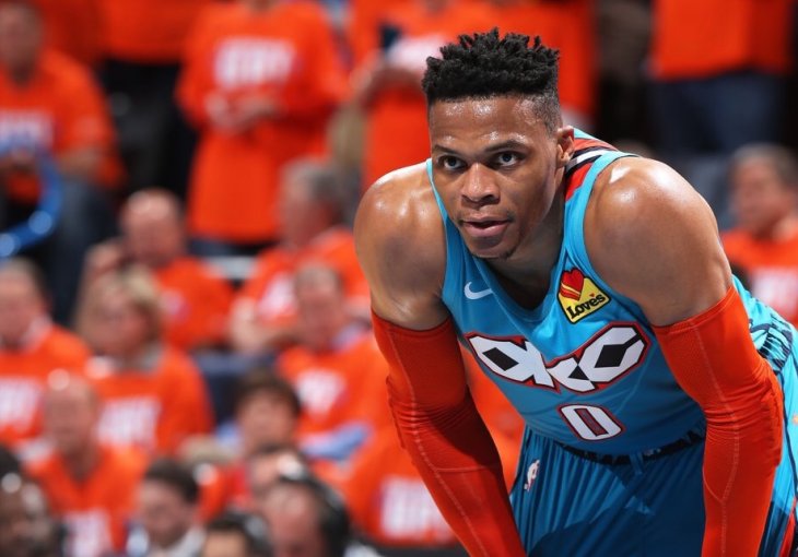 Raptorsi uzvratili breakom, Indiana pred eliminacijom, Westbrook vratio Thunder u igru