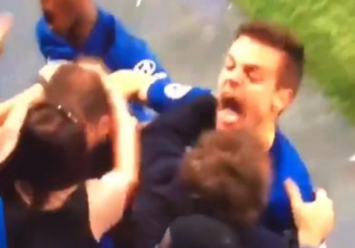 NAJBOLJA PROSLAVA IKADA: Gonzalo Higuain gol proslavio u poprsju navijačice