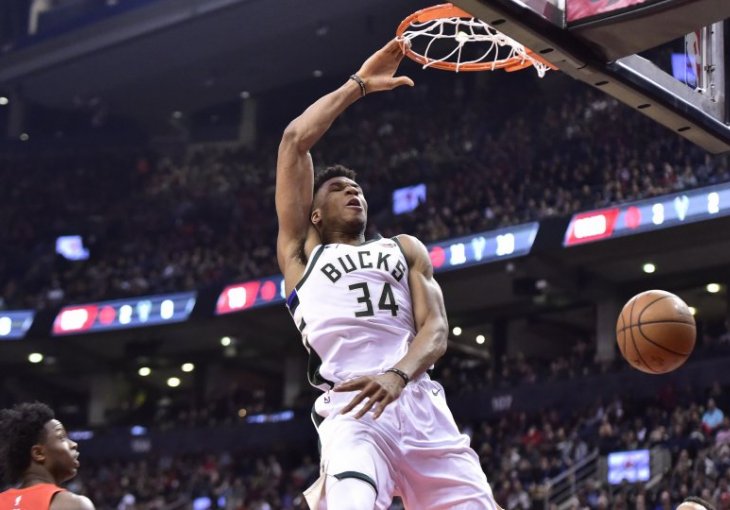 Antetokounmpo blistao u teškoj pobjedi Milwaukeeja, Ratnici razbili Memphisa
