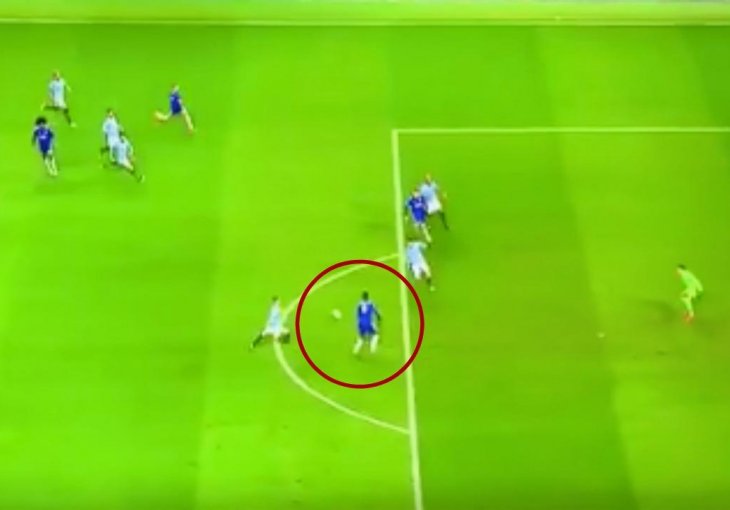 SINOĆ JE MOGAO BITI NAJOMILJENIJI ČOVJEK U LIVERPOOLU: Kelechi Ihenacho promašio zicer za titulu Liveroola