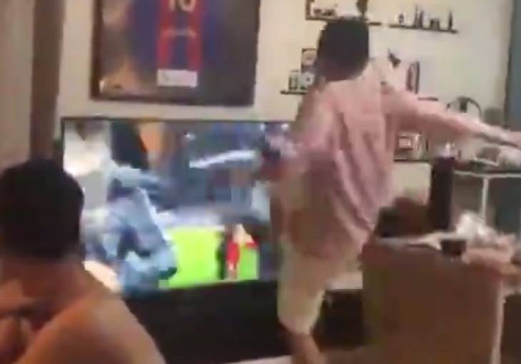Toliko je teško podnio Barcelonin poraz da je slupao televizor (VIDEO)
