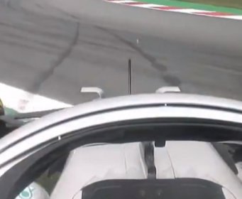 URNEBESNA SCENA NA STAZI F1: Bottas nakon pole positiona krenuo slaviti, a onda se desilo nešto NEVJEROVATNO!
