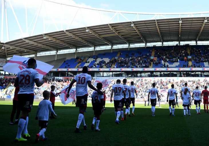 Bolton u stečaju, sezonu u trećoj ligi počinje s 12 bodova odbitka