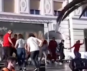 OVAKVE STVARI ŽELIMO GLEDATI: Na istom mjestu gdje su napadnuti srpski vaterpolisti, atletičari su zapalili i oduševili Split