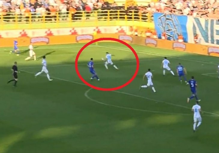 TRENUTAK KADA SU NAVIJAČI RIJEKE IZGUBILI ŽIVCE:  Je li sudija opravdano dosudio jedanaesterac za Dinamo? 
