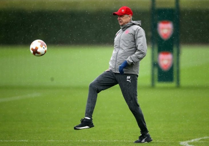 Wenger sa 69 godina zaigrao nogomet i oduševio: Svi pričaju o njegovom duelu sa Zidaneom