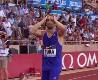 HIT NA INTERNETU: Pogledajte kako se srbijanski komentator izvinjava Amelu Tuki nakon što ga je prerano OTPISAO (VIDEO)