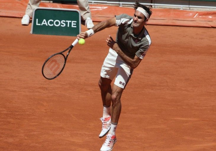 Federer: To što Nadal igra lijevom rukom mijenja sve