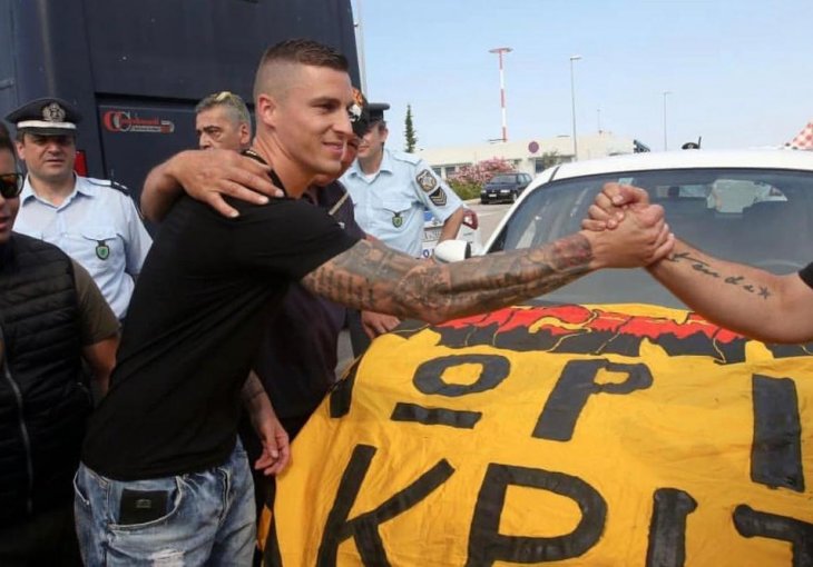 VRANJEŠ ZBOG AFERE SA KARLEUŠOM NAPUSTIO BRISEL: Ognjen se vratio u Grčku i potpisao za OVAJ KLUB