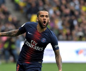 SAD JE I SRETAN JER GA JE BARCA ODBILA, OVO JE KLUB PO MJERI: Dani Alves nakon PSG-a pravi fantastičan transfer!