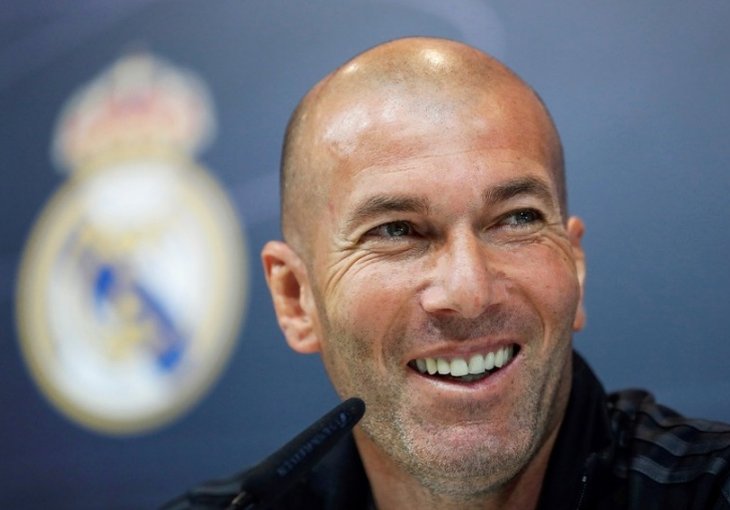 SMJENA ZLATNE GENERACIJE, SLIJEDI JOŠ BOLJA EPOHA: Zidane u Real dovodi tri veličanstvena igrača, oni će HARATI EVROPOM