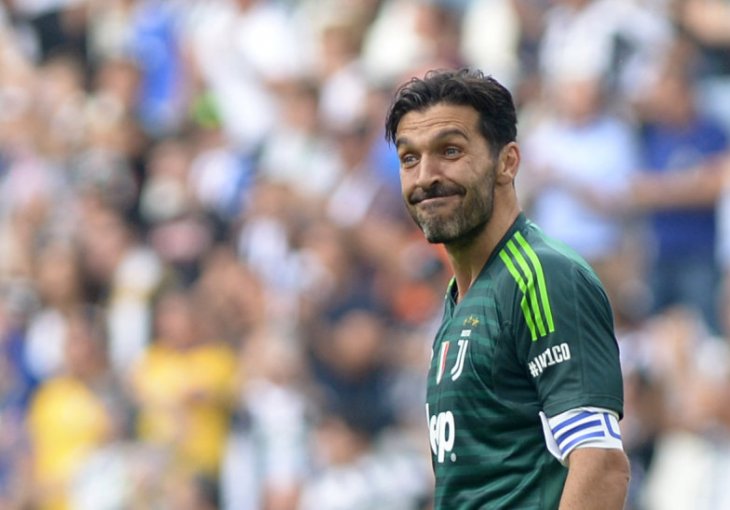 Buffon odbio „jedinicu“, ali u ugovor stavio jedan ultimatum