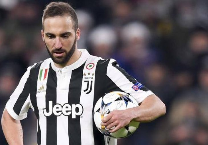 Gonzalo Higuain odbio da napusti Juventus
