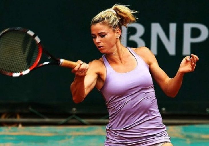 Upoznajte Camilu Giorgi: Prelijepa italijanska teniserka ispod suknje ne nosi ništa?!