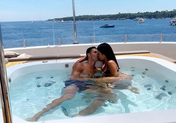 GEORGINA POKAZALA PREVIŠE: Ronaldova supruga mami uzdahe na Instagramu, fanovi u transu (FOTO) LIJEPA SI KAO GOL U '93. MINUTI