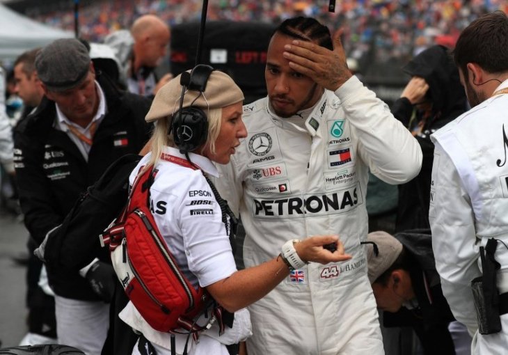 Hamilton želi preći iz Mercedesa u Ferrari, ali odbijen je: Svejedno mijenja tim, na pomolu senzacionalan transfer