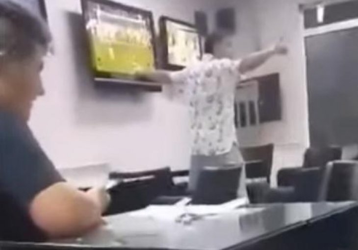 Balkanac čekao Manchester za 11.000 eura: Pogledajte šta je uradio u kladionici kada je Pogba promašio penal