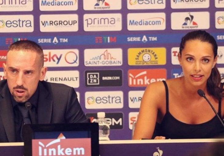 Prelijepa Alesija ukrala slavu Riberiju na promociji u Fiorentini! Svi su gledali samo u NJU! 