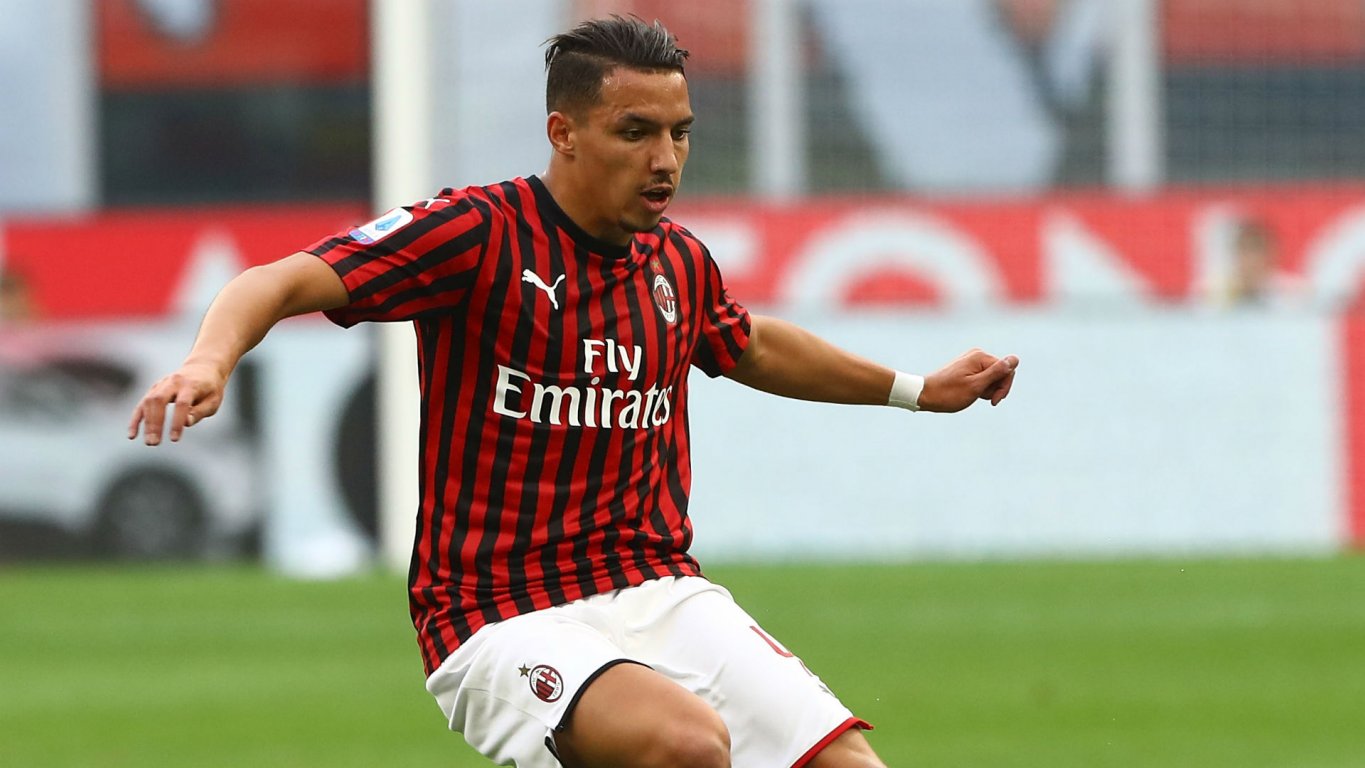 ismael-bennacer-ac-milan-219-20-1meqm112bcbg21h4rg8hfkdo7m