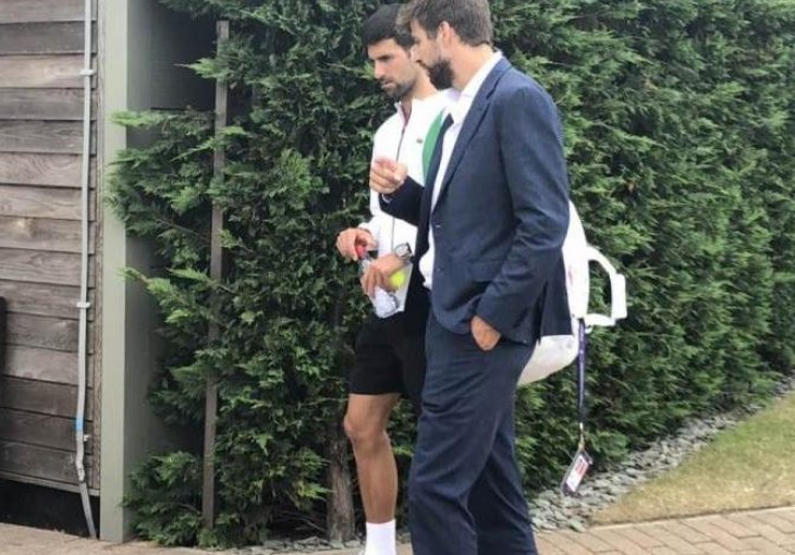 PIQUE ODUŠEVLJEN ŠTO JE NOVAK PROMIJENIO ODLUKU 