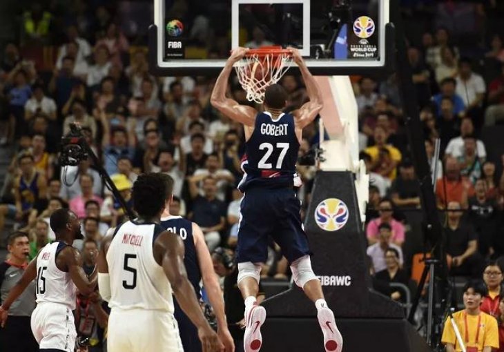SUROVI GOBERT 