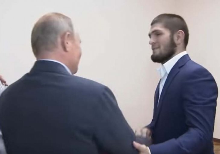 VIDEO O KOJEM BRUJI CIJELA RUSIJA: Putin sjeo na avion i otišao u Dagestan da zagrli Khabiba, pogledajte šta je bilo nakon zagrljaja…
