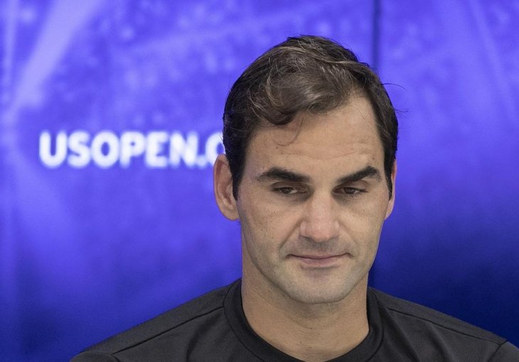 KAO GROM IZ VEDRA NEBA: Roger Federer najavio KRAJ BLISTAVE KARIJERE