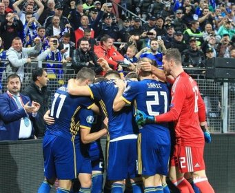 SAN I DALJE ŽIVI Evo šta je Zmajevima potrebno da se plasiraju na EURO