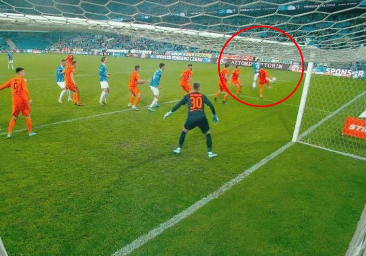 SINOĆ VIĐEN GOL GODINE Iz ove pozicije uradio nešto neviđeno, o ovom će se pričati