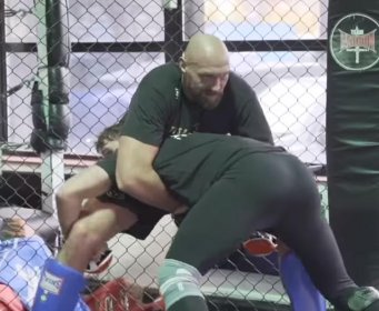 TYSON FURY ULAZI U MMA Slavni bokser već prozvao dvije velike UFC zvijezde