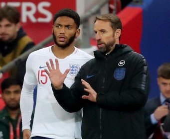 KOŠMARNA SEDMICA Saigrač ga pretukao, a navijači ga sinoć izviždali usred Wembleya