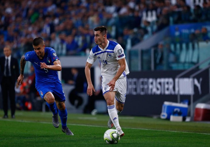 KRAJ PRVOG POLUVREMENA: Italija vodi 0:2, Džeko večeras naš najopasniji igrač