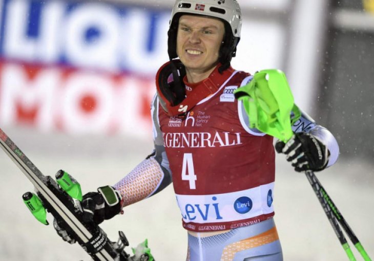 Kristofersen slavio u prvom slalome sezone