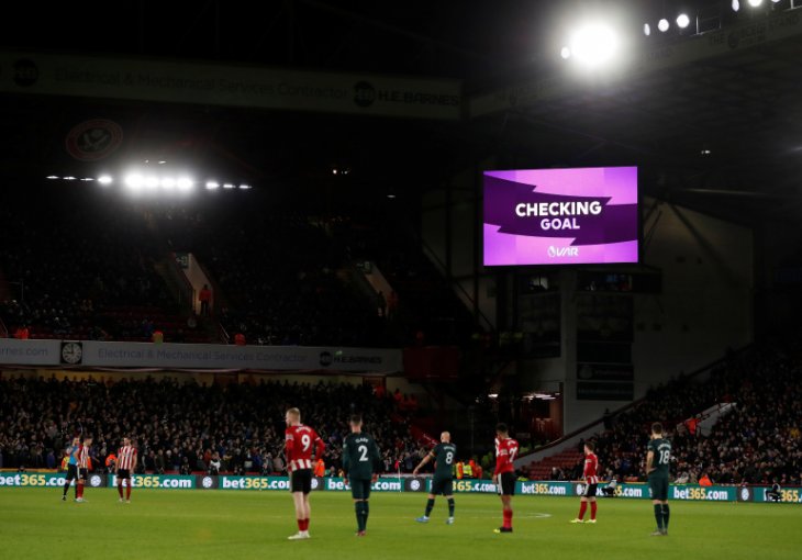 Brightonova škola nogometa na Selhurst Parku, Zaha spasio Palace