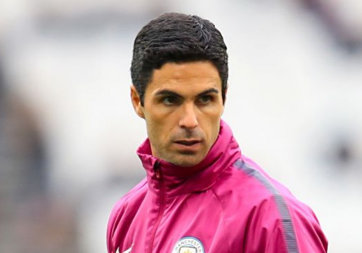 Arsenal blizu dogovora s novim menadžerom koji bi ga trebao izvući iz najveće krize u ovom stoljeću