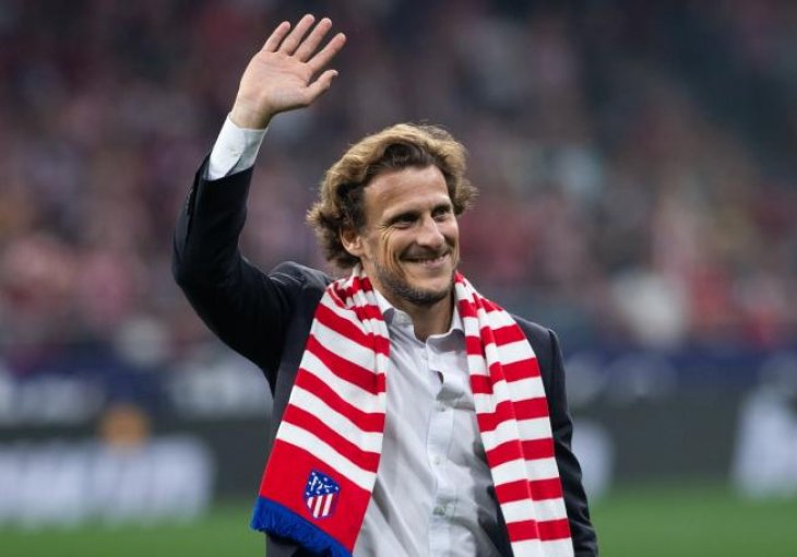 URUGVAJAC U NOVOJ ULOZI, ODE I ON U TRENERE: Forlan preuzima VELIKANA