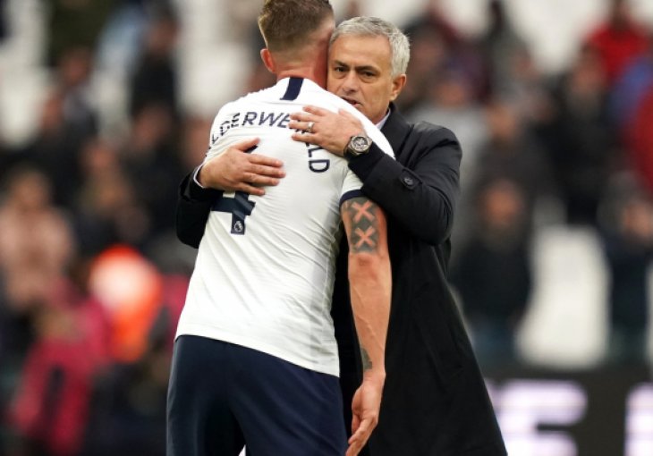 MOURINHO JE TRAŽIO DA ON OSTANE: Belgijska zvijezda potpisala tri puta veći ugovor