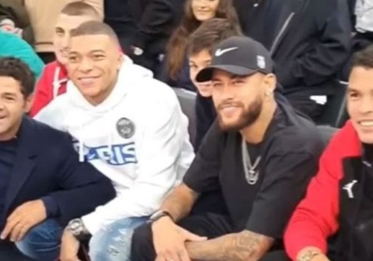 Mbappe i Neymar u čudu gledali moćnog gorostasa kako dominira terenom usred Pariza