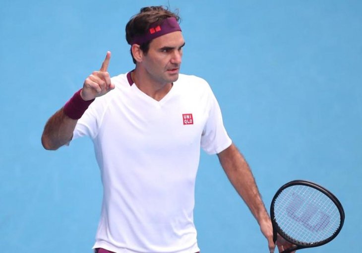 IMA I LOGIČNO OBJAŠNJENJE Legendarni teniser poručio: Federer nije ni drugi najbolji svih vremena