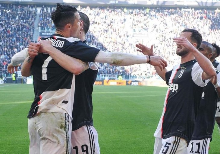 RONALDO POGODIO DVA PENALA u pobjedi Juventusa nad Fiorentinom