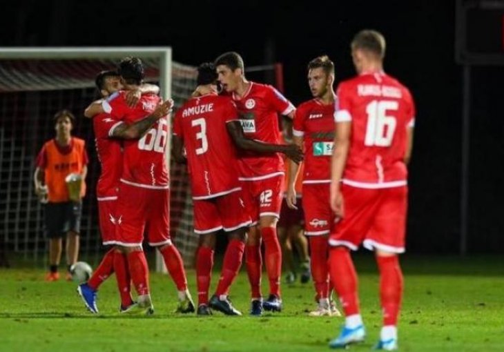 OD JUNAKA DO TRAGIČARA: Bivši fudbaler Željezničara postigao gol, pa zaradio crveni karton (VIDEO)
