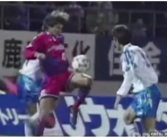 KAKVA MAJSTORIJA! Pogledajte NAJBOLJI GOL SVIH VREMENA zbog kojeg će vas obuzeti jeza /VIDEO/